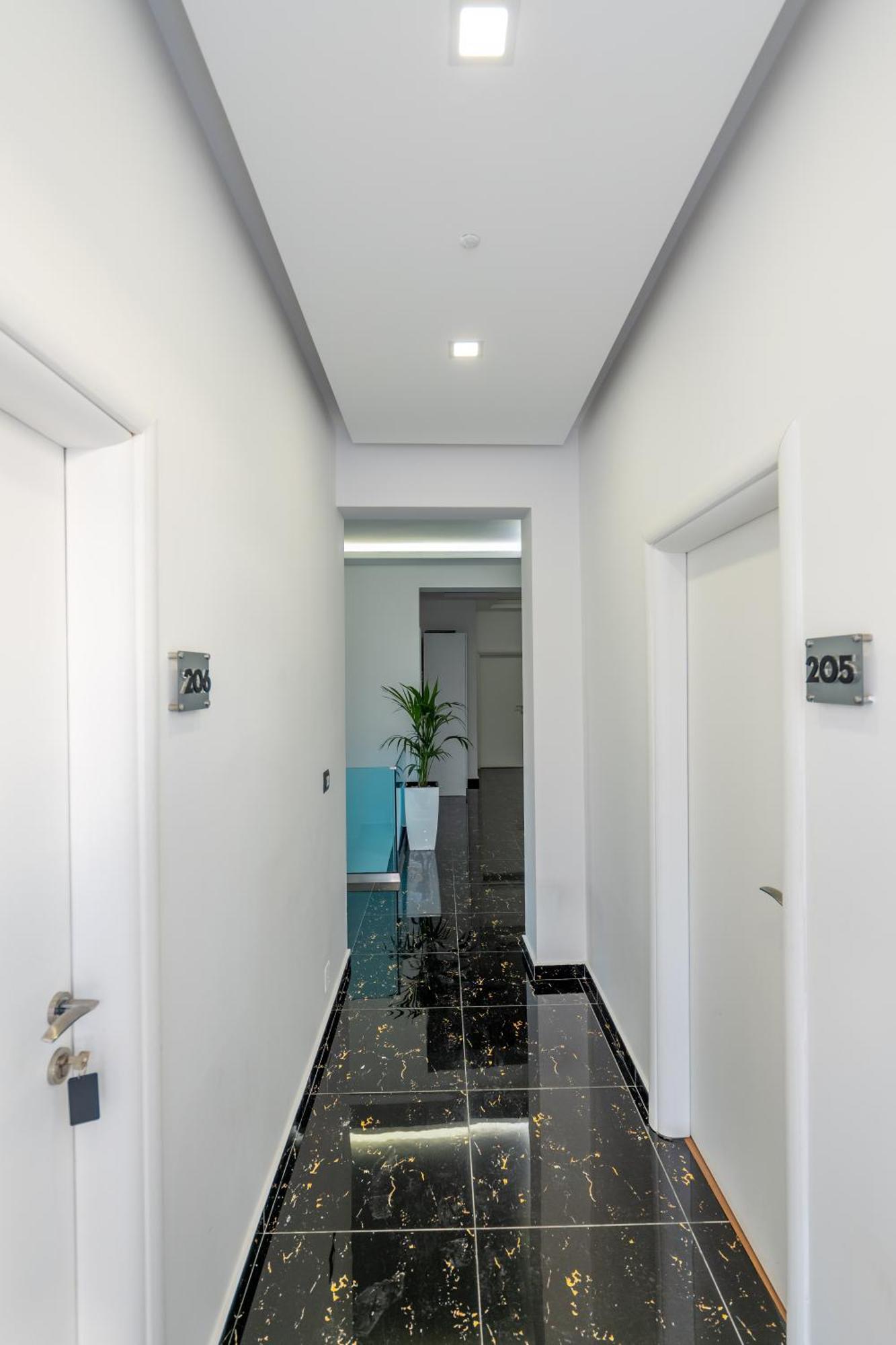 Hotel Myrtai - City Center Sarandë 외부 사진