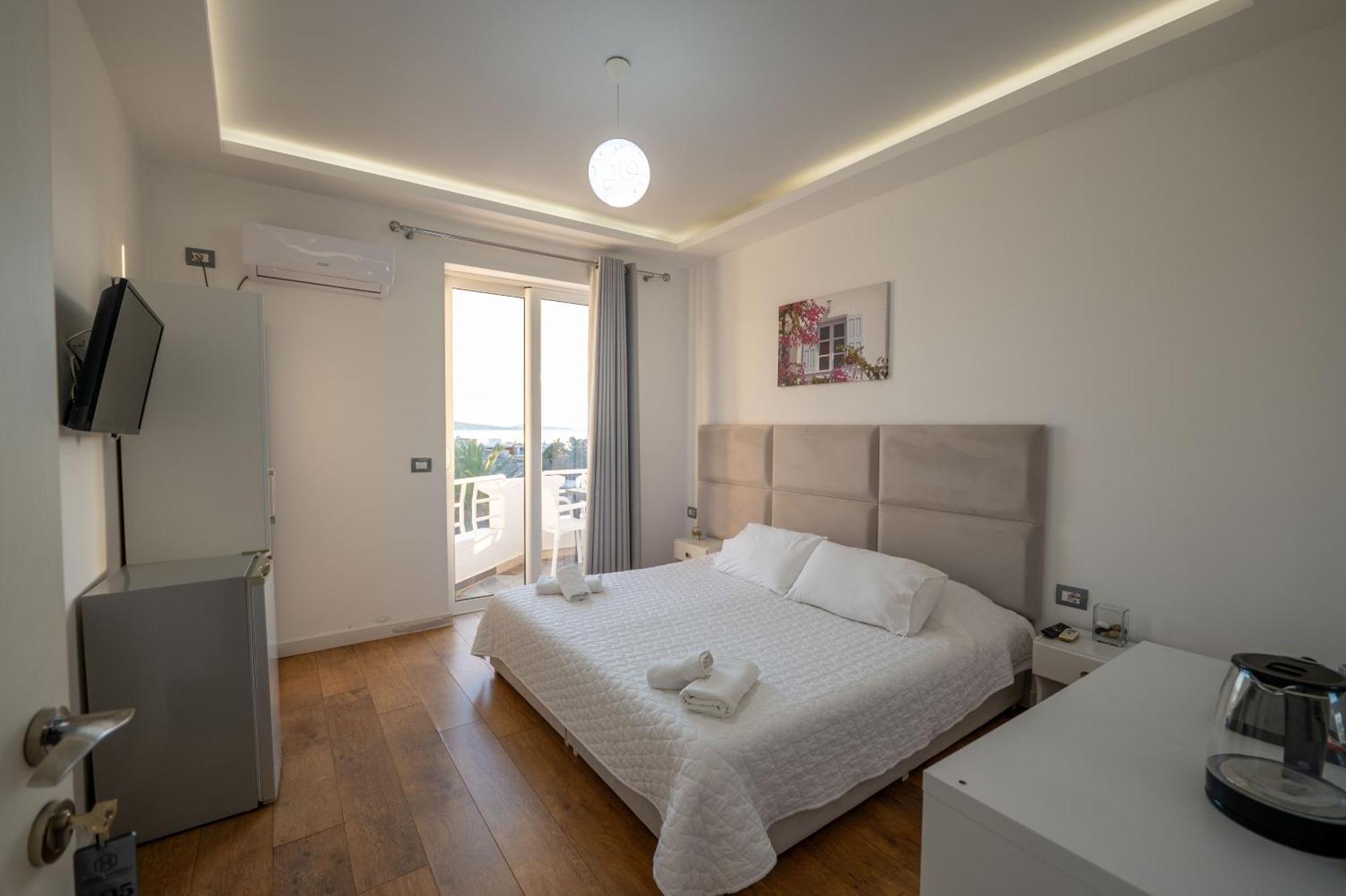 Hotel Myrtai - City Center Sarandë 외부 사진
