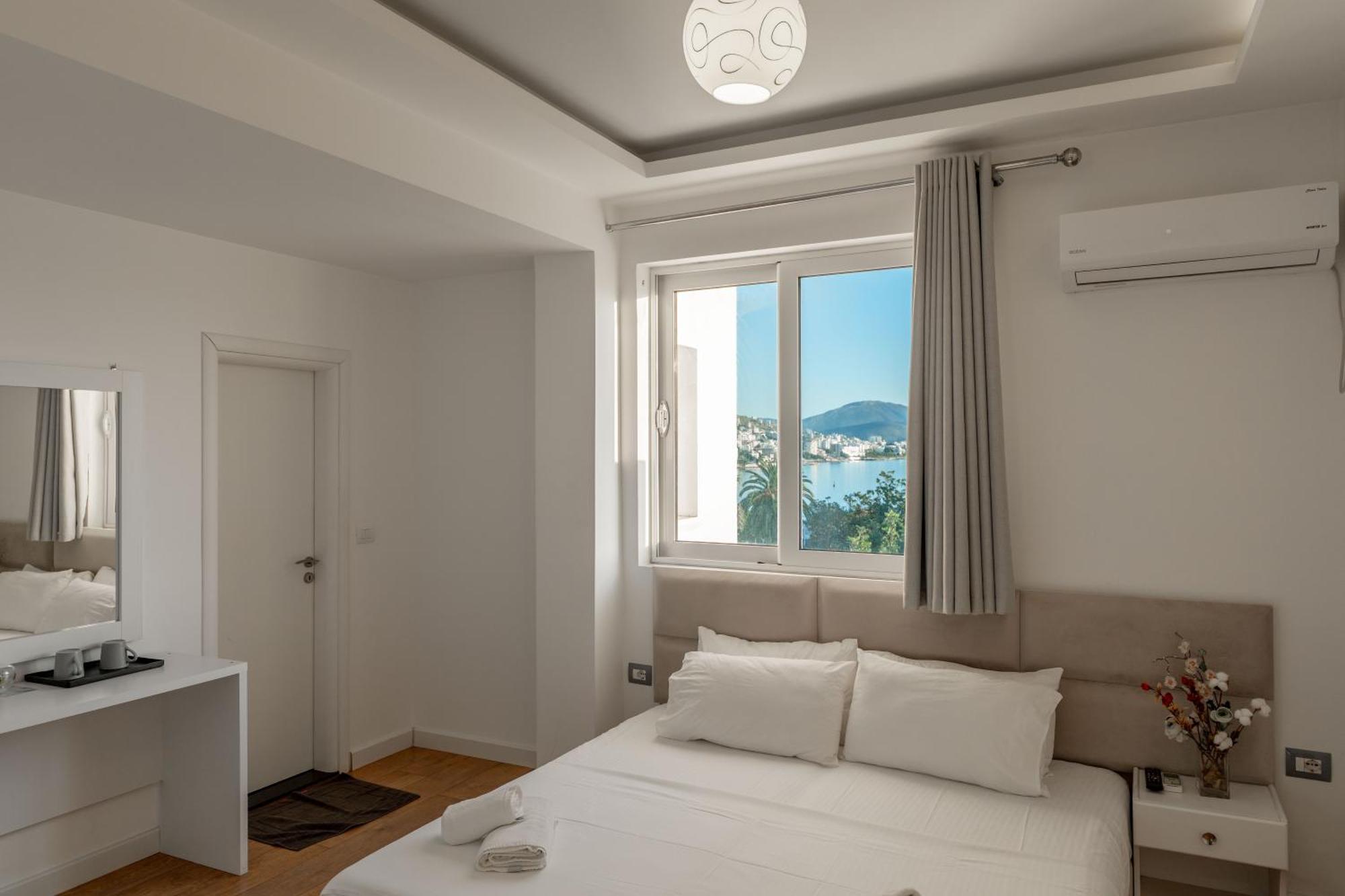 Hotel Myrtai - City Center Sarandë 외부 사진