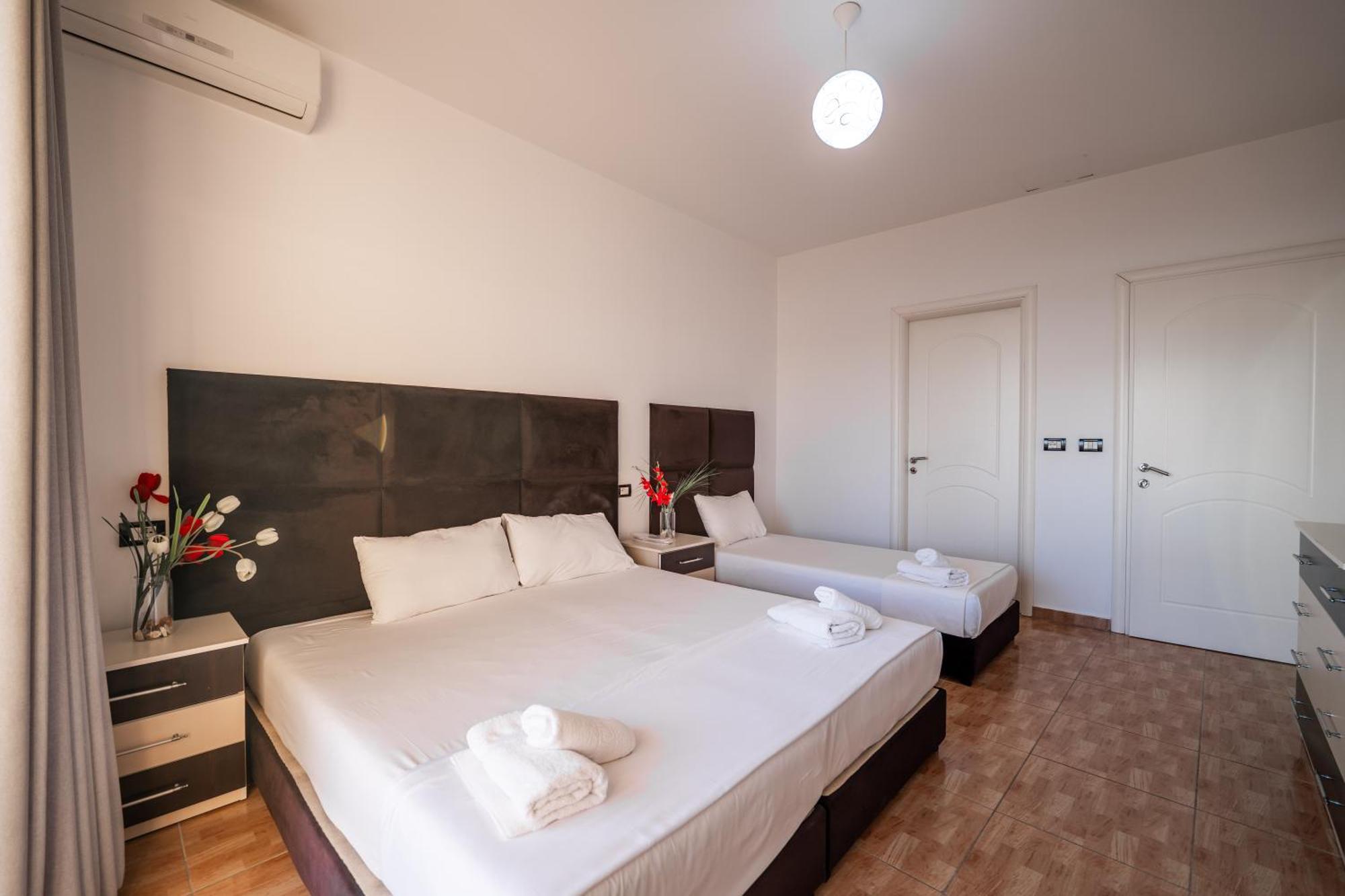Hotel Myrtai - City Center Sarandë 외부 사진