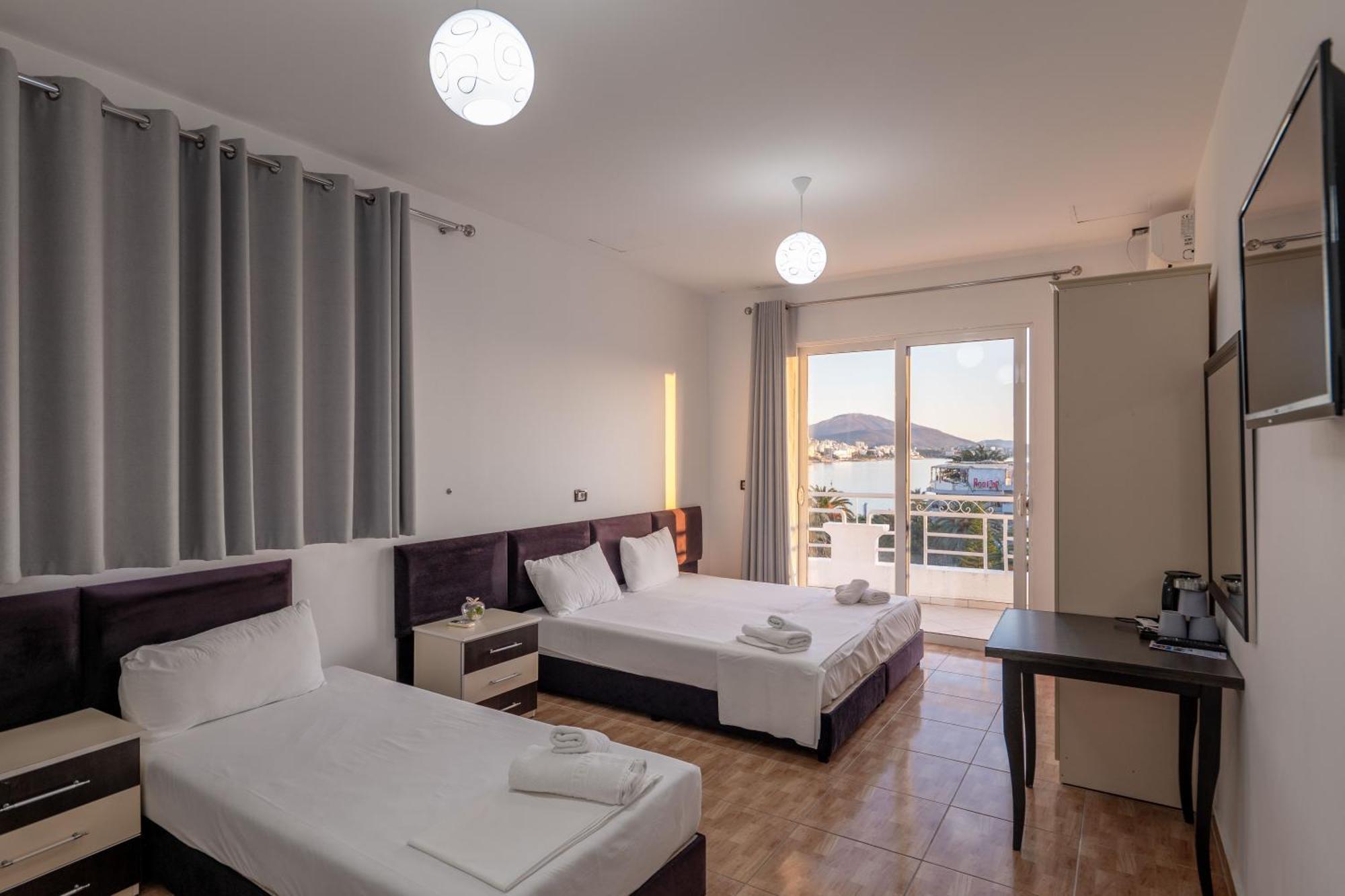 Hotel Myrtai - City Center Sarandë 외부 사진