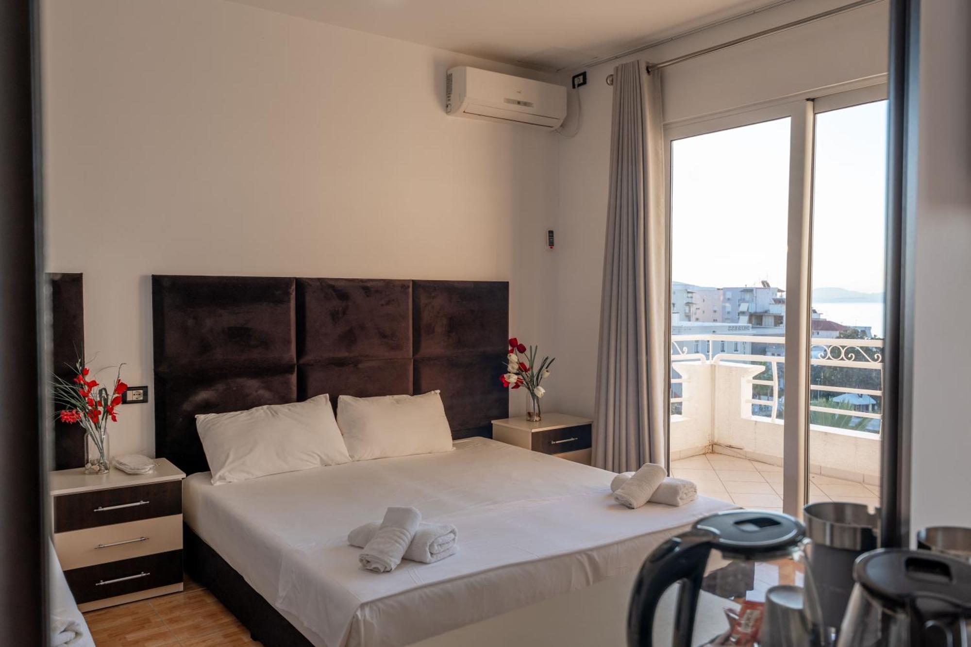 Hotel Myrtai - City Center Sarandë 외부 사진