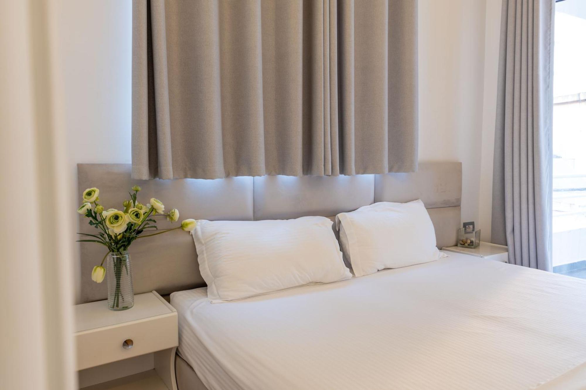 Hotel Myrtai - City Center Sarandë 외부 사진