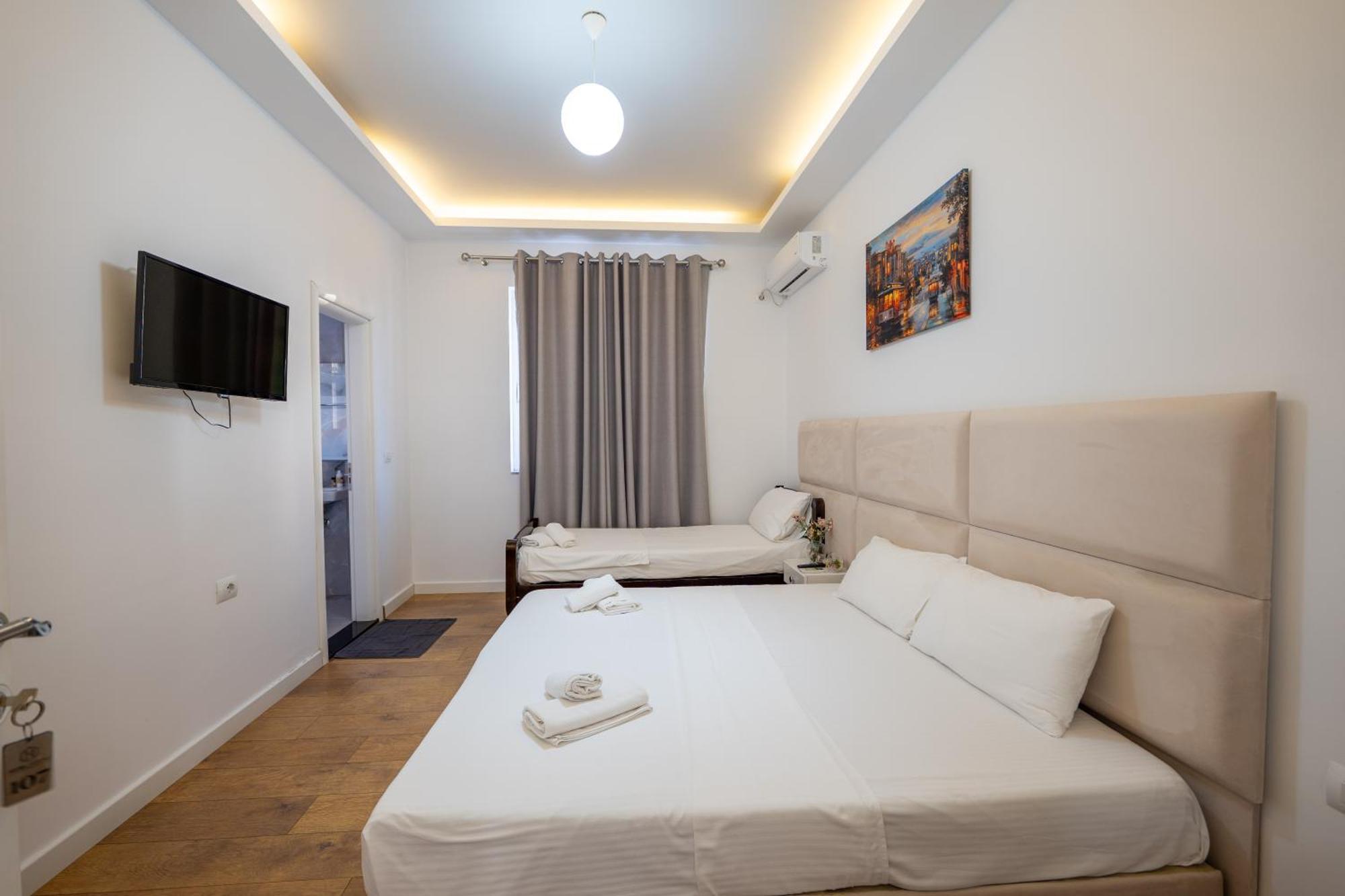 Hotel Myrtai - City Center Sarandë 외부 사진