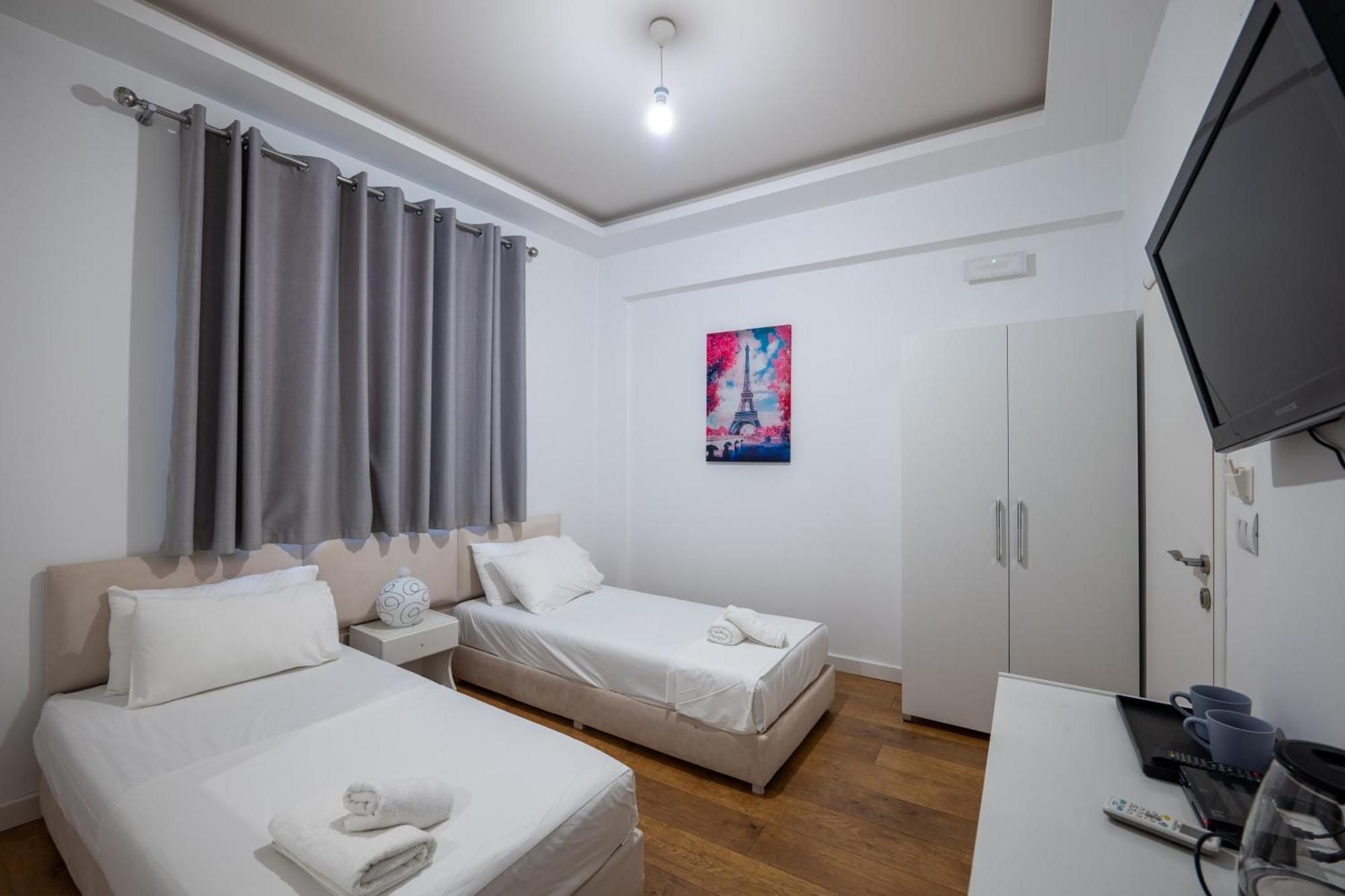 Hotel Myrtai - City Center Sarandë 외부 사진