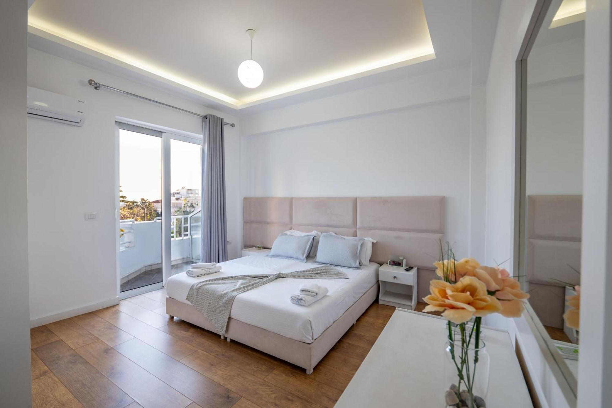 Hotel Myrtai - City Center Sarandë 외부 사진
