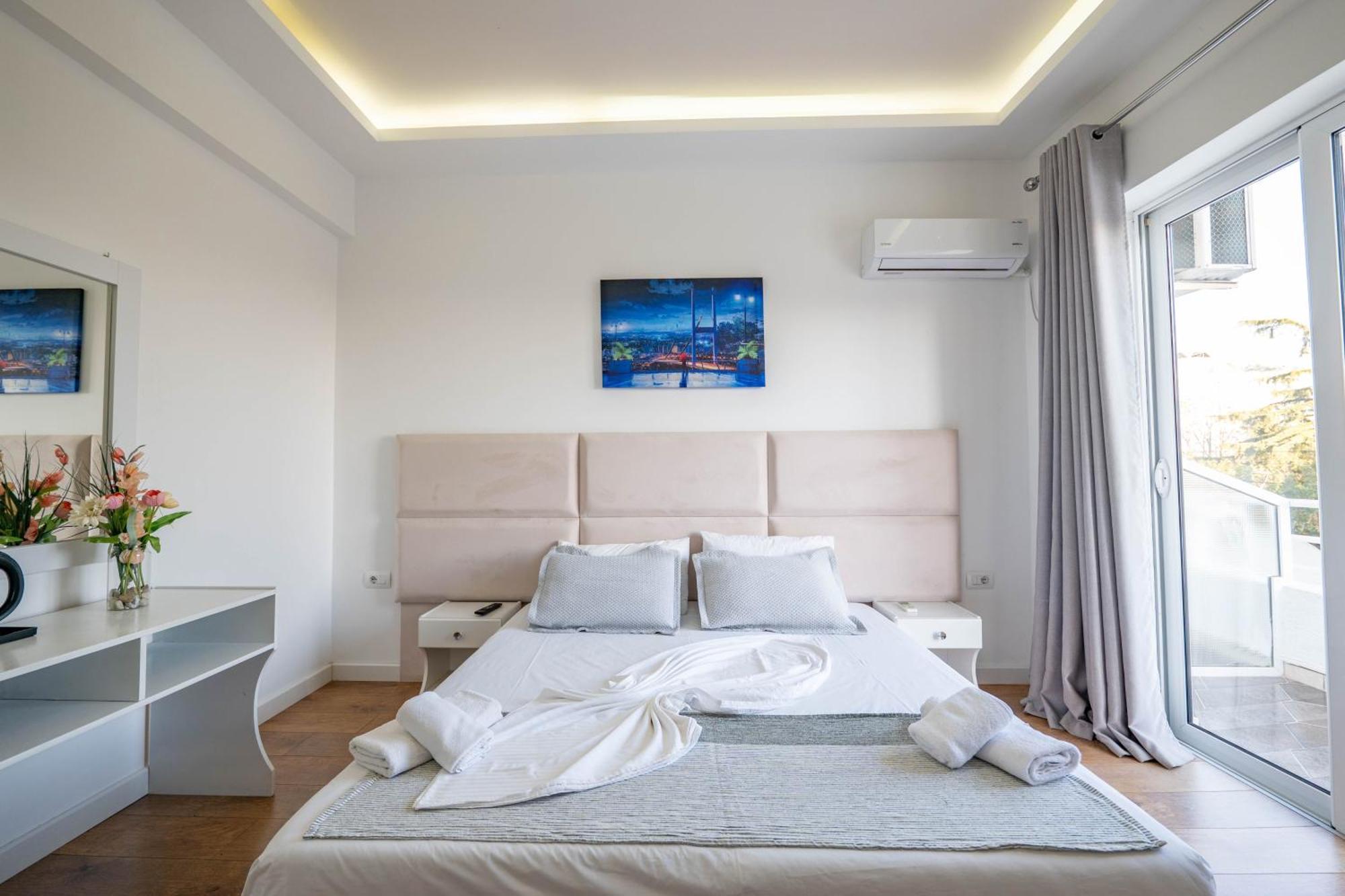 Hotel Myrtai - City Center Sarandë 외부 사진